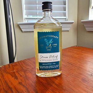Bath and Body Works Aromatherapy Stress Relief Body Wash & Foam Bath